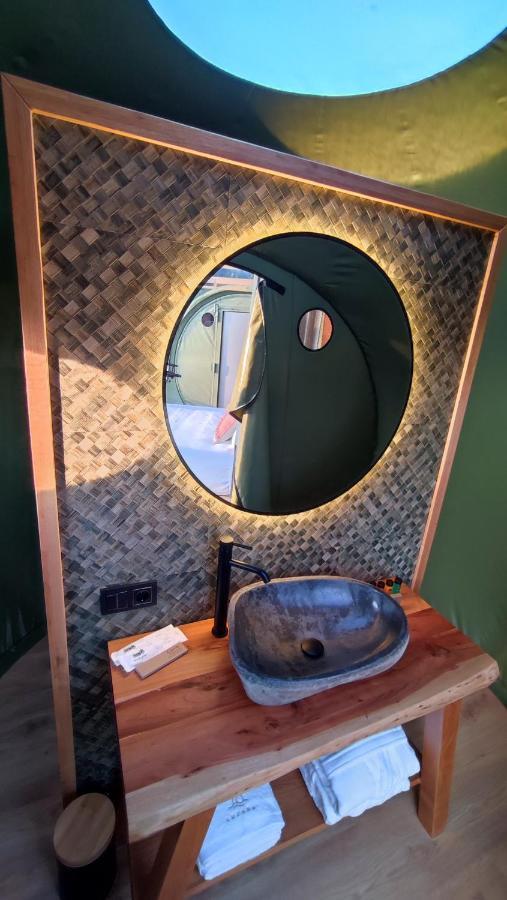 Отель Luzada Glamping Burbujas - Designed For Adults Juances Экстерьер фото